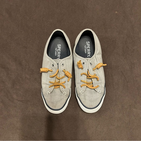 Sperry Shoes - Picture 3 of 9